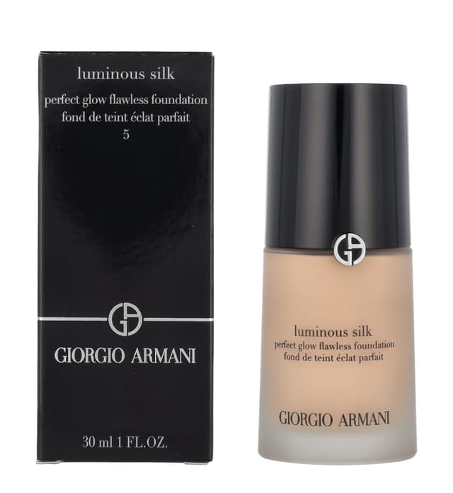 Giorgio Armani Luminous Silk Foundation